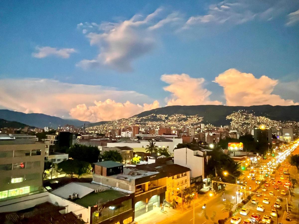 Apartamento En Laurels Medellín Eksteriør bilde